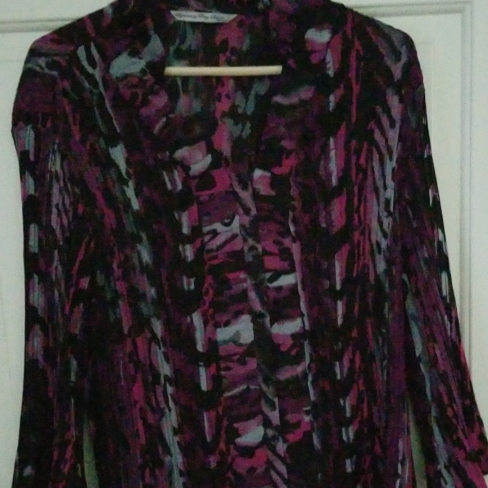 WOMEN'S blouse